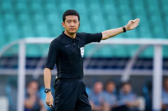 在这样的情况下，园子向哲雄坦白了心中怀揣着的秘密……《爱情神话》官宣定档相约岁末 监制徐峥再度联手新人导演《爱情神话》也成为监制徐峥与90后女性电影人的首度合作